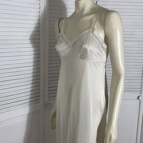 Vintage Lorraine Size 36 Tall Made in USA 100% Antron III‎ Nylon White Full Slip - Picture 11 of 15